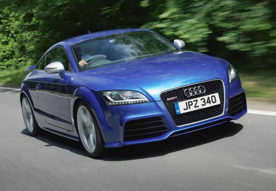  Audi TT RS Coupe (8J) 2009 года  (UK) (фото 12 из 21)